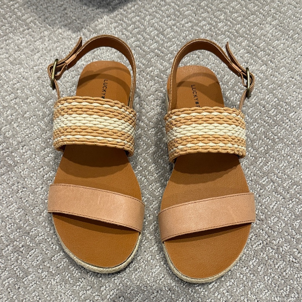 Lucky Brand Women's Sandals in Tan and Cream
